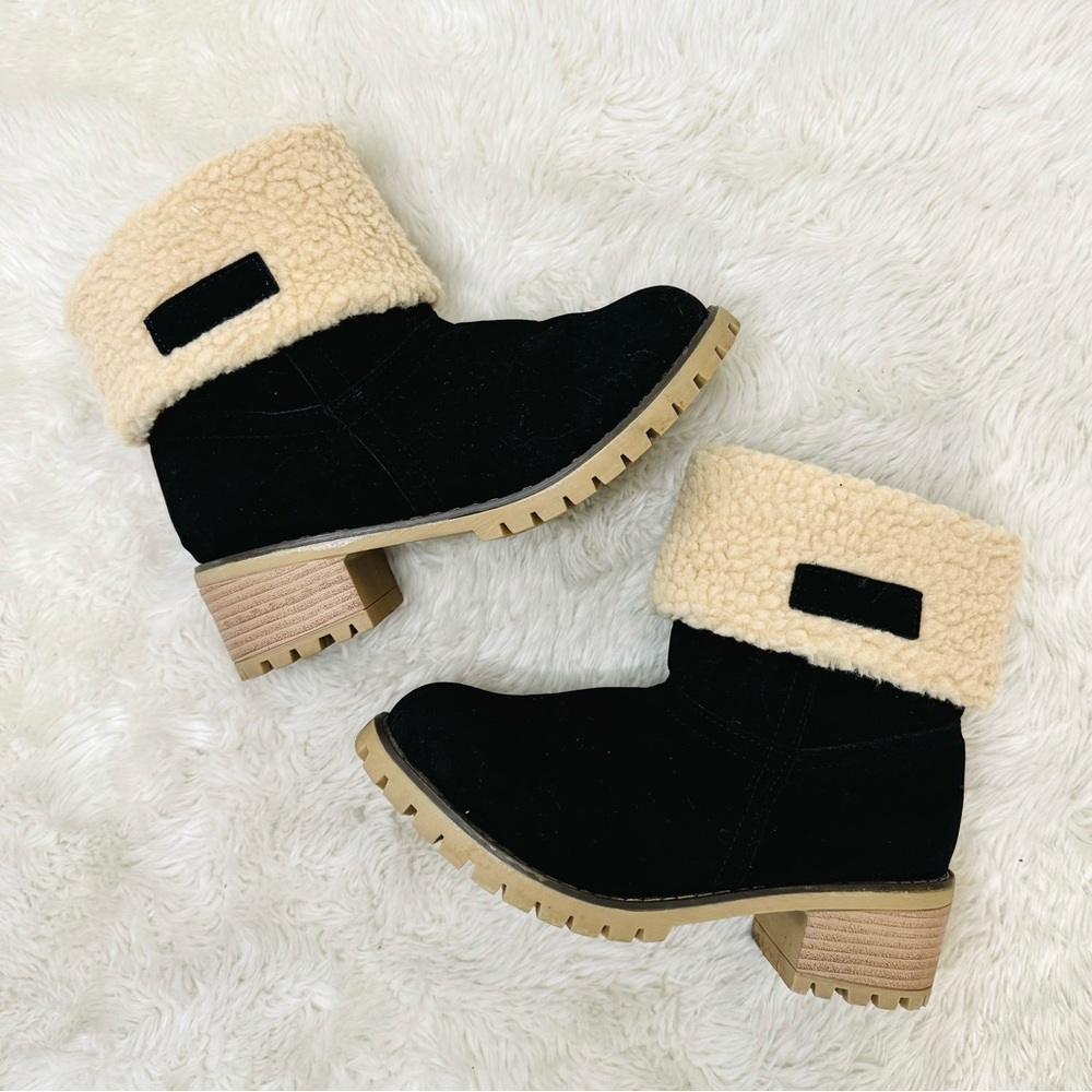 Women’s Black Faux Sherpa Winter Ankle Boots
